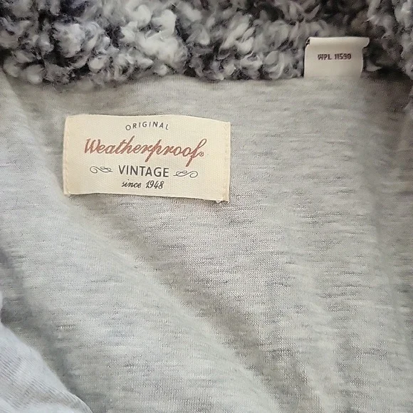 Weatherproof sweater - Picture 3 of 3